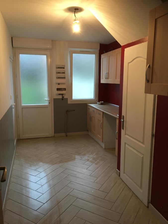 Villa la Rose sur Meuse à Haybes Extérieur photo